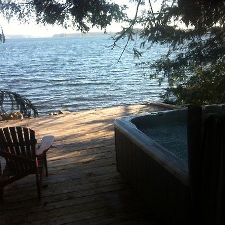 Tofino Stormbay Guest House المظهر الخارجي الصورة