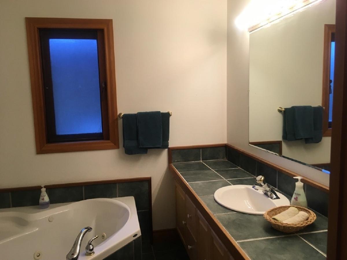 Tofino Stormbay Guest House المظهر الخارجي الصورة