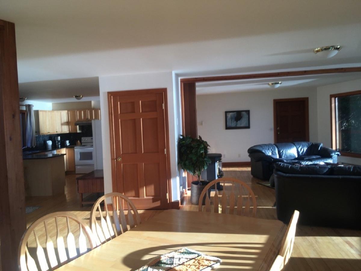 Tofino Stormbay Guest House المظهر الخارجي الصورة